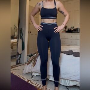 Gymshark womens Sports Bra and Leggings Set